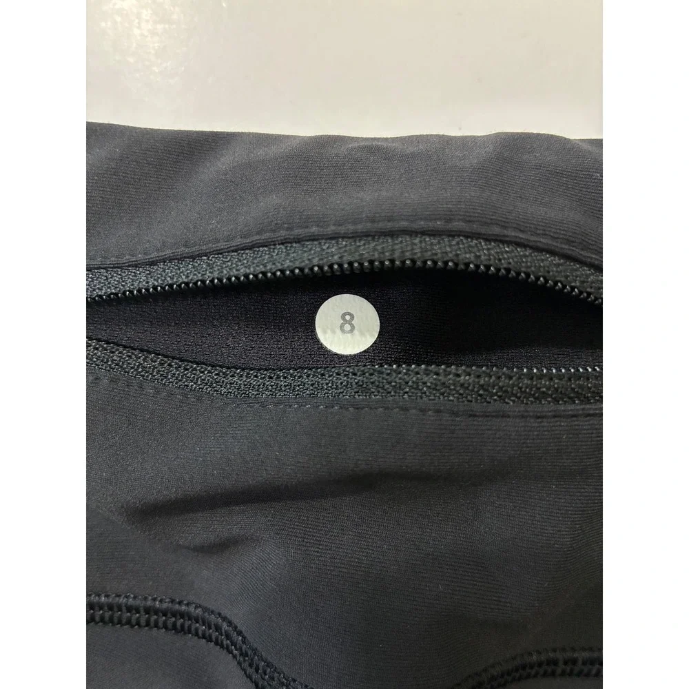 Lululemon Scalloped Hem Digital Print Athletic Leggings Black Size 8 Pocket - Picture 4 of 9